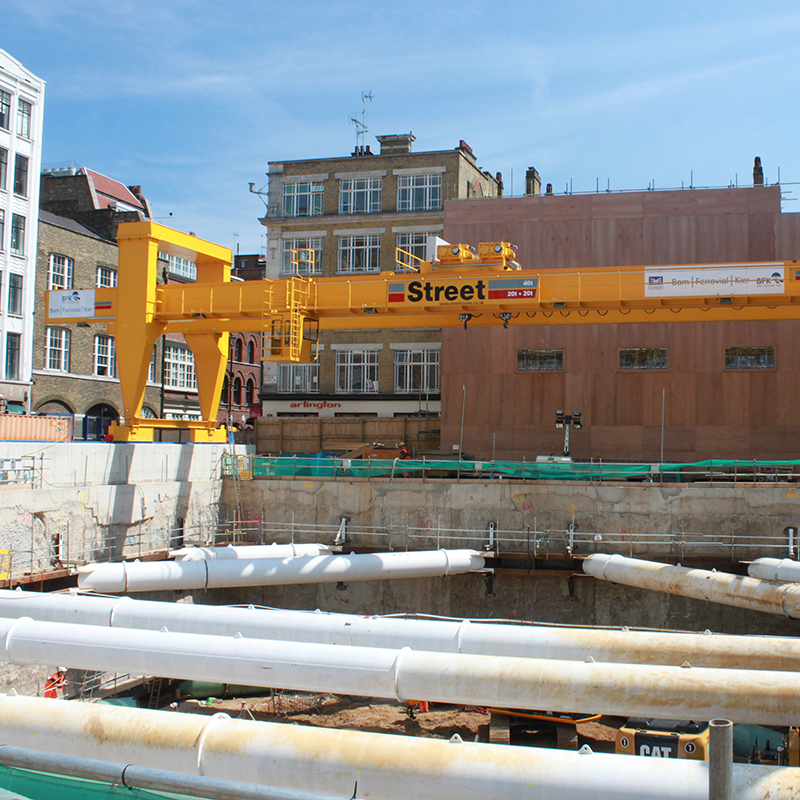 SEMI-GOLIATH CRANES