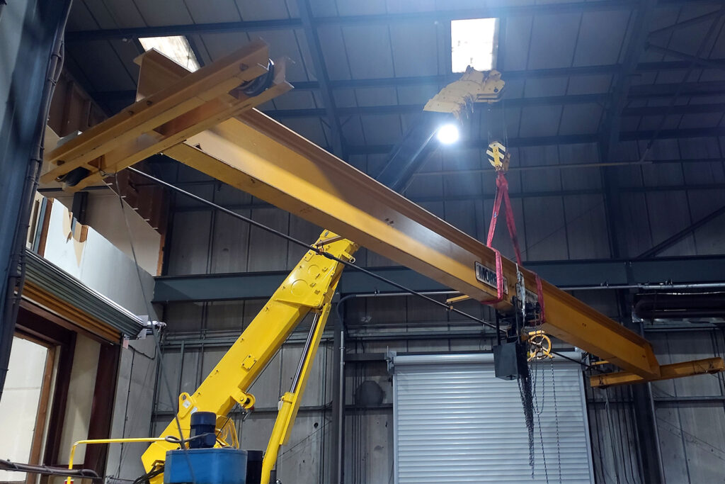 Manual Crane Removal - Red Rooster Lifting