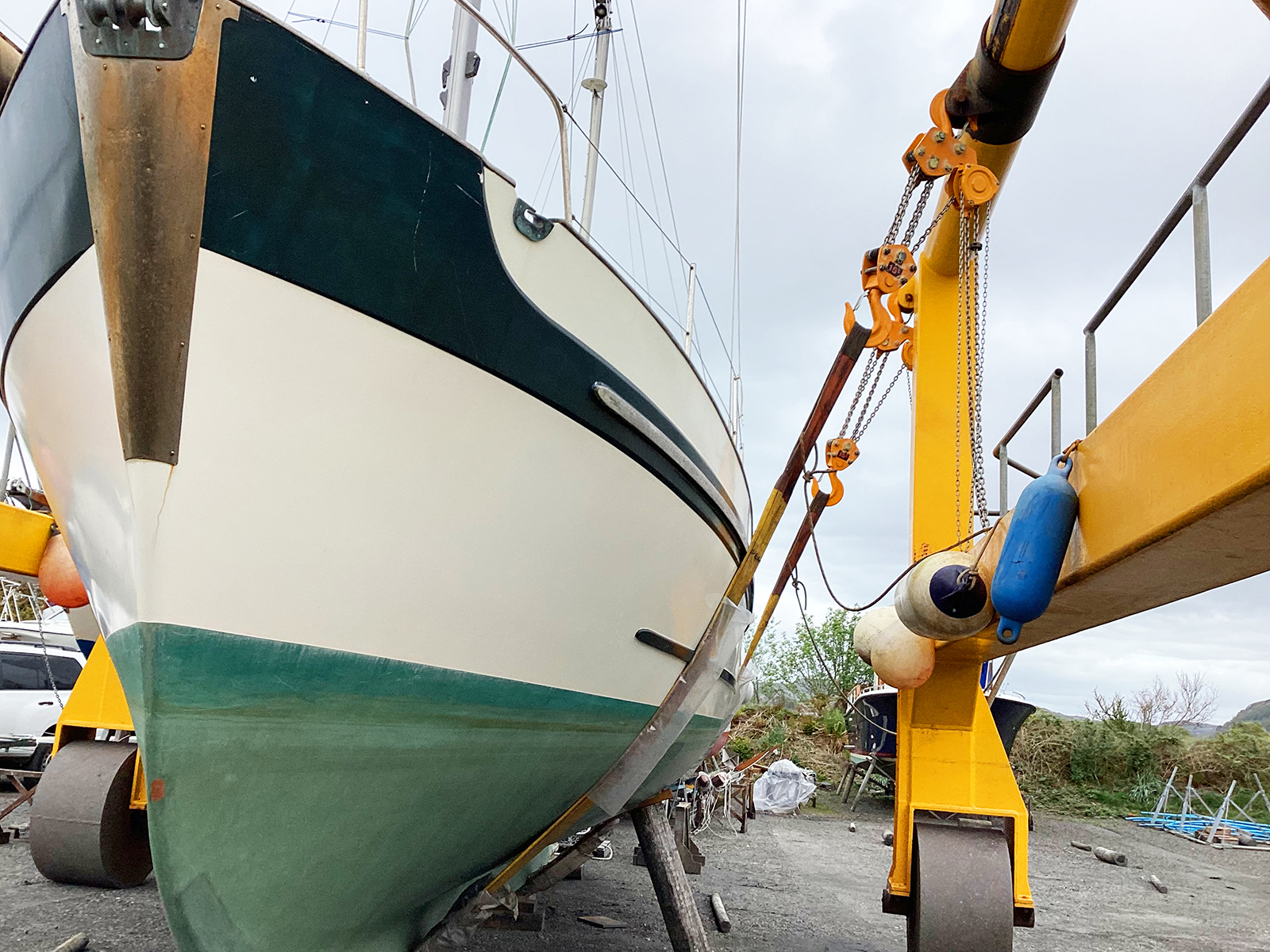 KITO 15-tonne manual chain block supporting vessel maintenance at boatyard