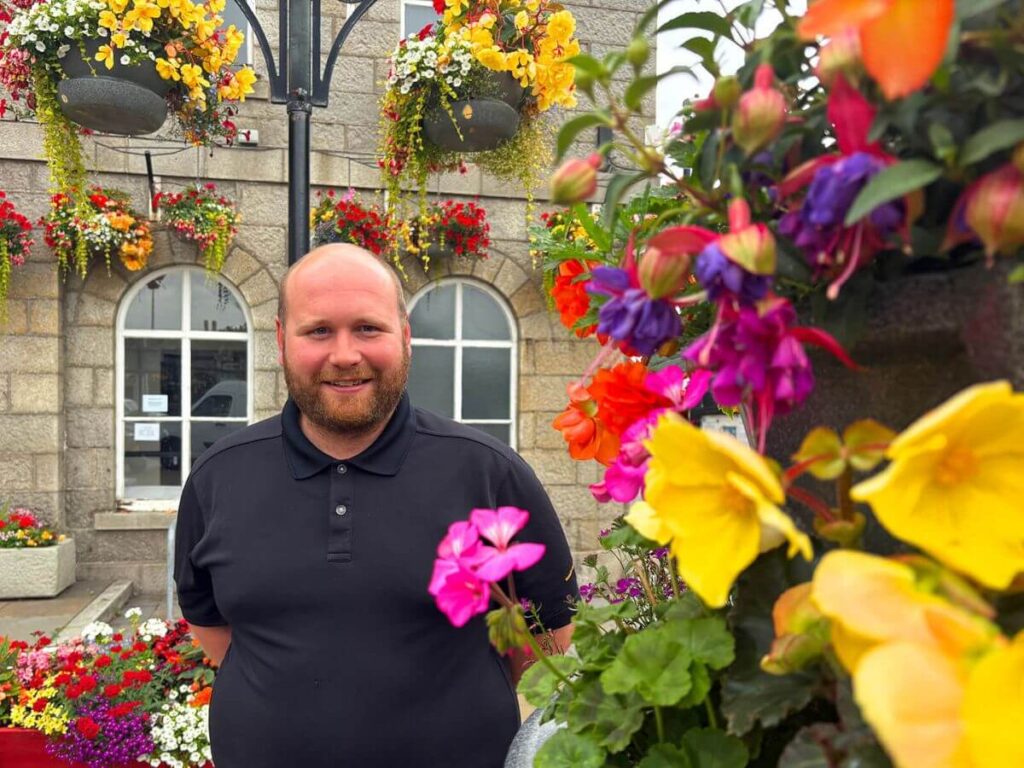 Red Rooster Lifting Production Manager Supporting Local Community Small