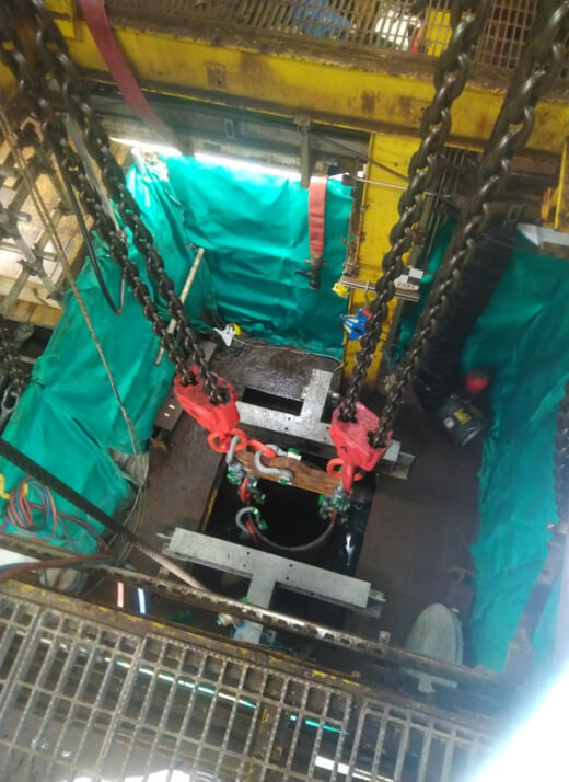 25 tonne air hoists lifting conductor section during offshore decommissioning operation