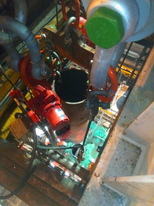 offshore conductor section removal using 25 tonne air hoists during decommissioning